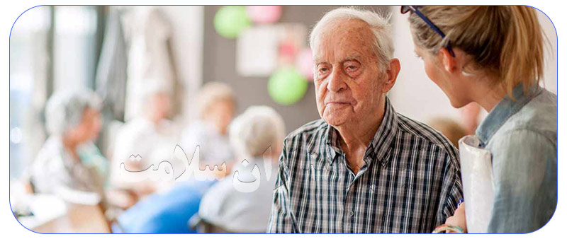 پرستار برای نگهداری سالمند